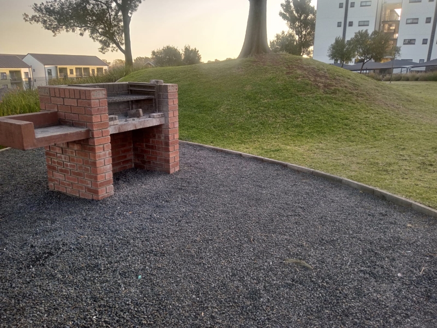 2 Bedroom Property for Sale in Beyers Park Gauteng