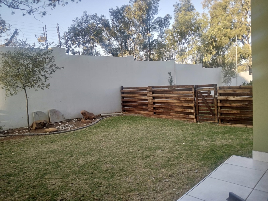 2 Bedroom Property for Sale in Beyers Park Gauteng