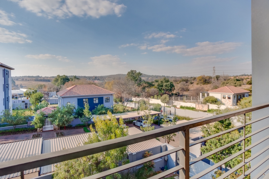 2 Bedroom Property for Sale in Lonehill Gauteng