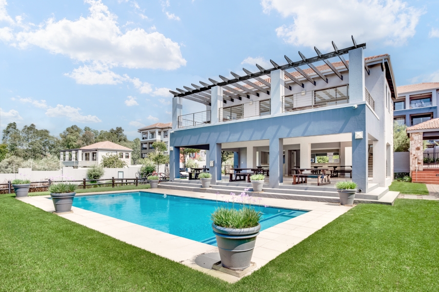 2 Bedroom Property for Sale in Lonehill Gauteng