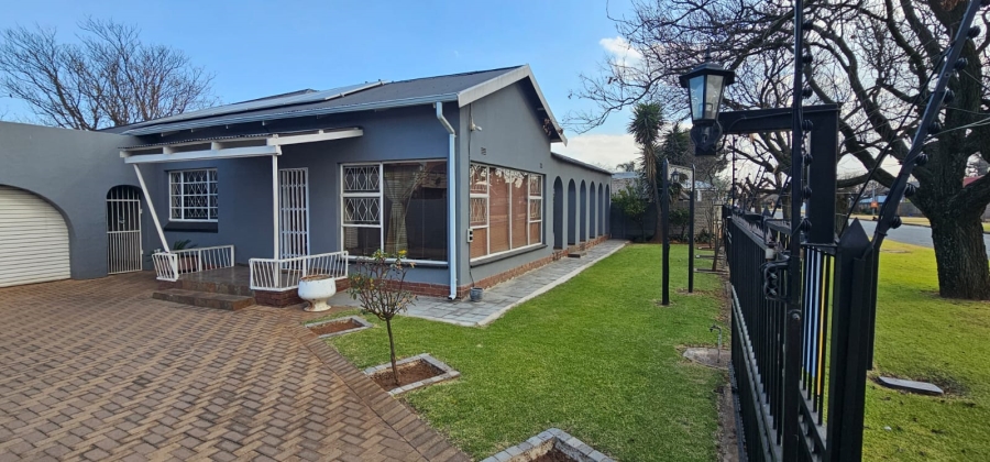 3 Bedroom Property for Sale in Dalview Gauteng