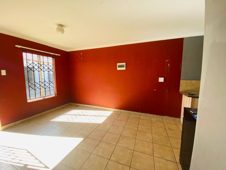 2 Bedroom Property for Sale in Savanna City Gauteng
