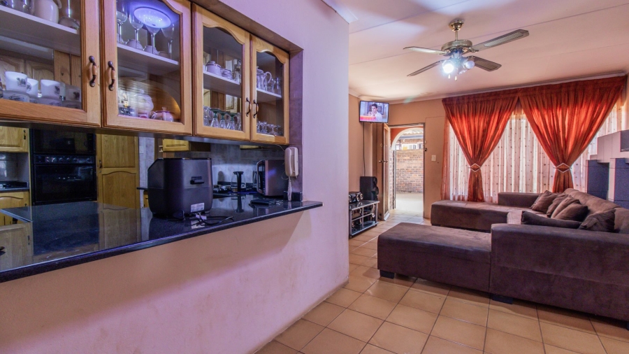 4 Bedroom Property for Sale in Lenasia South Gauteng