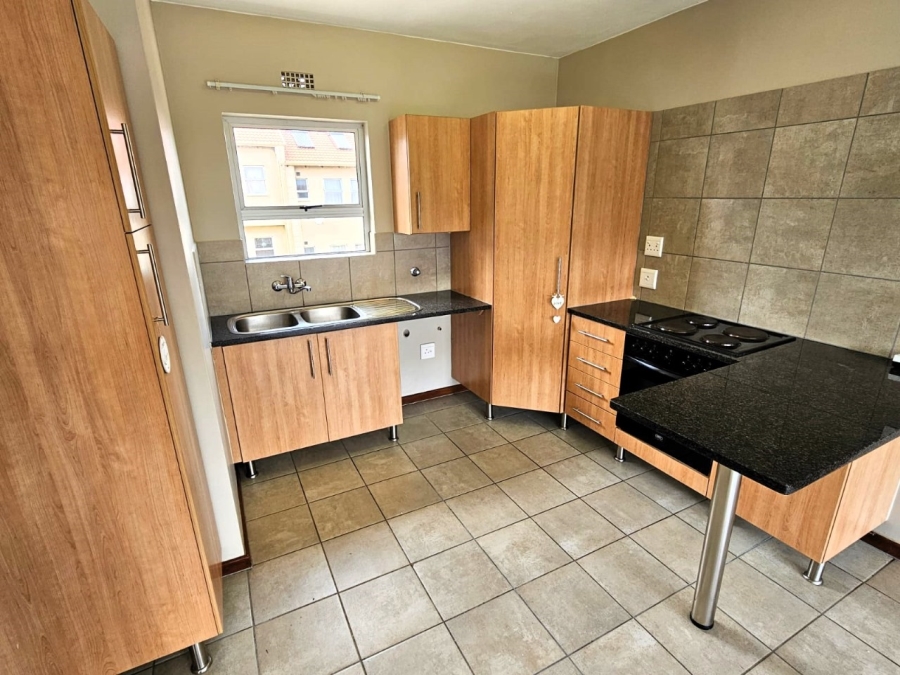 To Let 2 Bedroom Property for Rent in Kosmosdal Gauteng