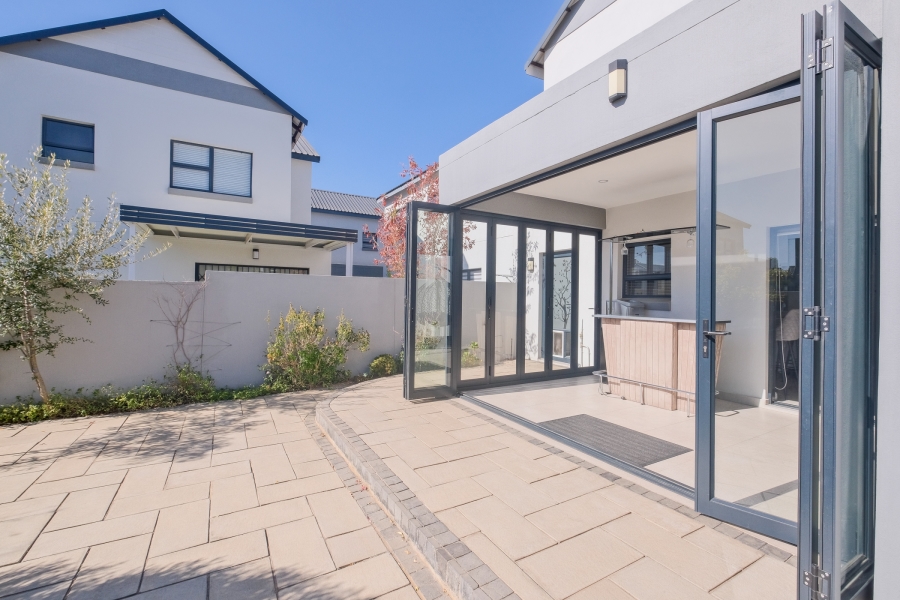 3 Bedroom Property for Sale in Fourways Gauteng