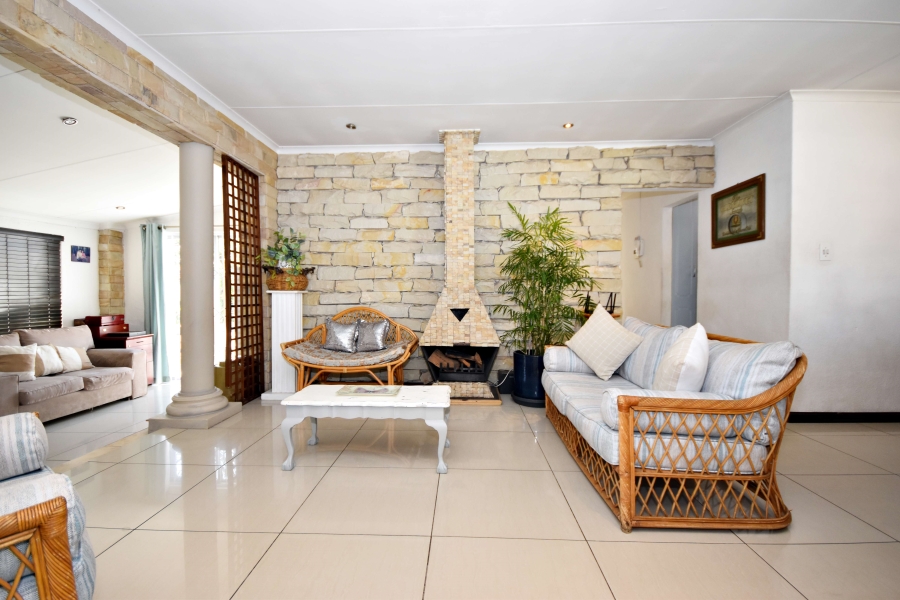 3 Bedroom Property for Sale in Bloubosrand Gauteng