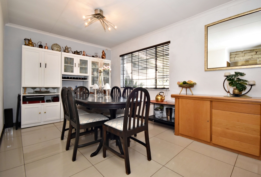 3 Bedroom Property for Sale in Bloubosrand Gauteng