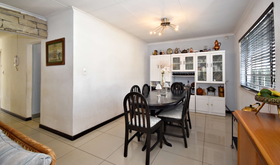 3 Bedroom Property for Sale in Bloubosrand Gauteng