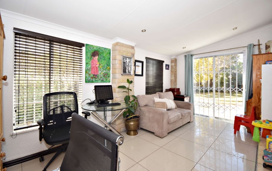 3 Bedroom Property for Sale in Bloubosrand Gauteng
