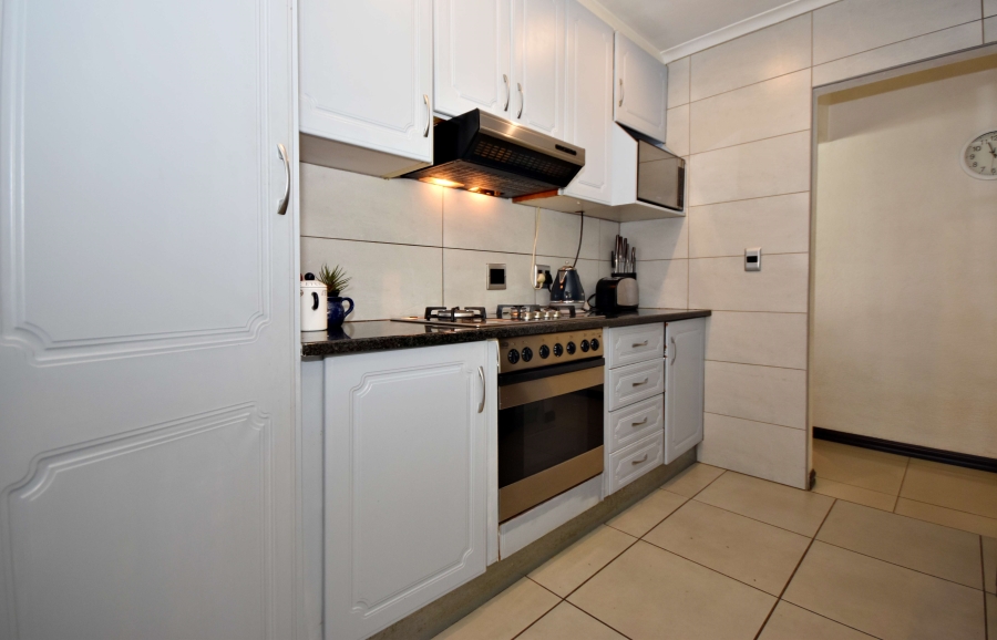 3 Bedroom Property for Sale in Bloubosrand Gauteng