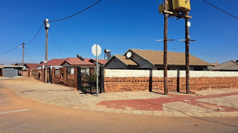 3 Bedroom Property for Sale in Soshanguve UU Gauteng