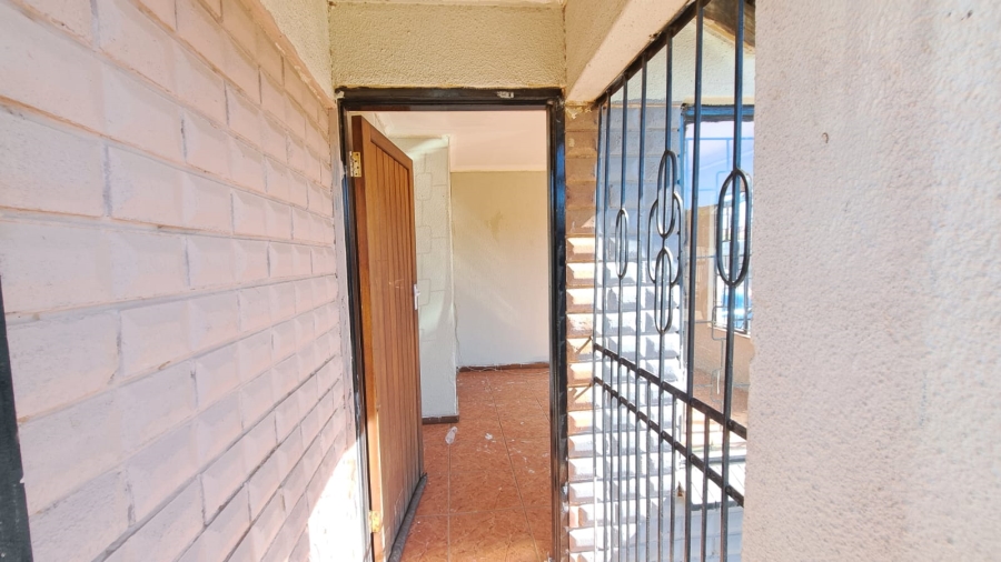 3 Bedroom Property for Sale in Soshanguve UU Gauteng