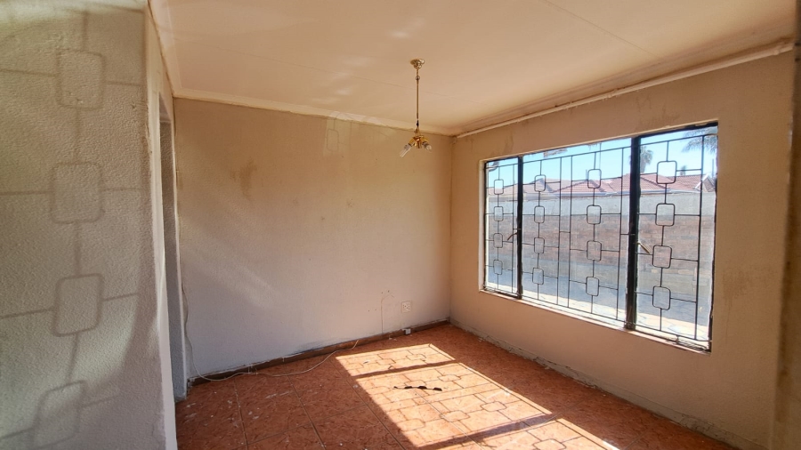 3 Bedroom Property for Sale in Soshanguve UU Gauteng