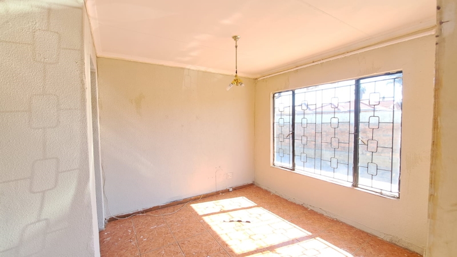 3 Bedroom Property for Sale in Soshanguve UU Gauteng