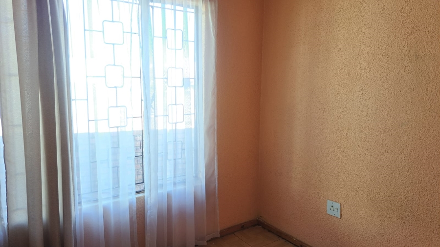 3 Bedroom Property for Sale in Soshanguve UU Gauteng