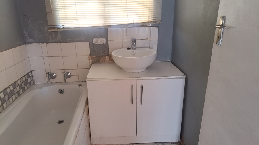 3 Bedroom Property for Sale in Soshanguve UU Gauteng