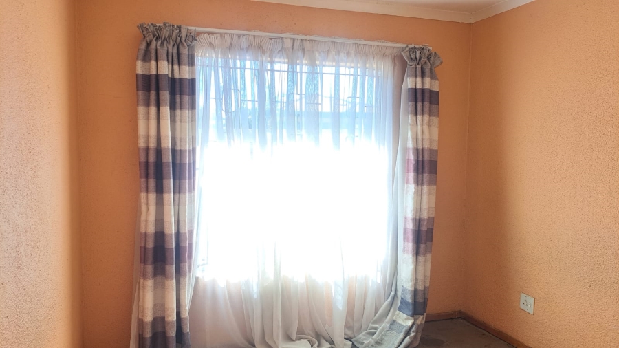 3 Bedroom Property for Sale in Soshanguve UU Gauteng
