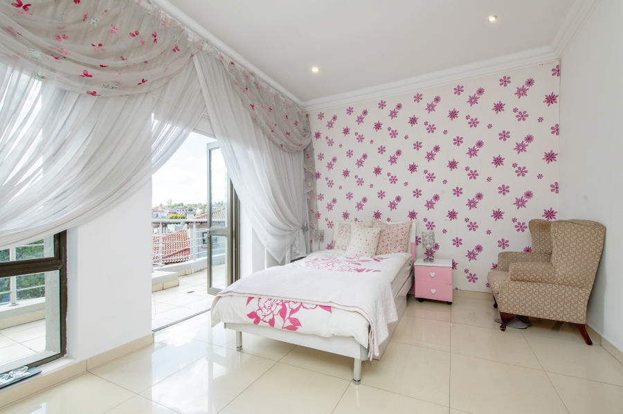 5 Bedroom Property for Sale in Savannah Hills Estate Gauteng