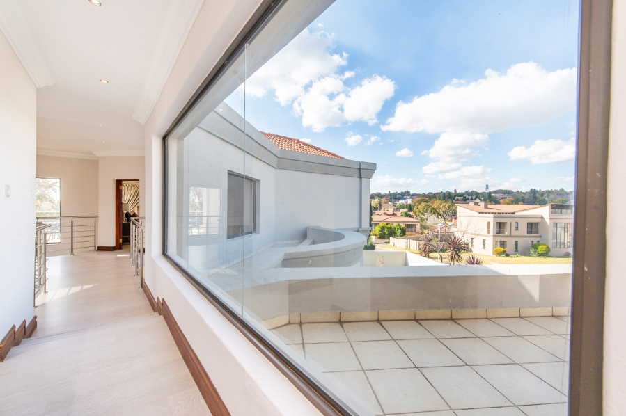 5 Bedroom Property for Sale in Savannah Hills Estate Gauteng