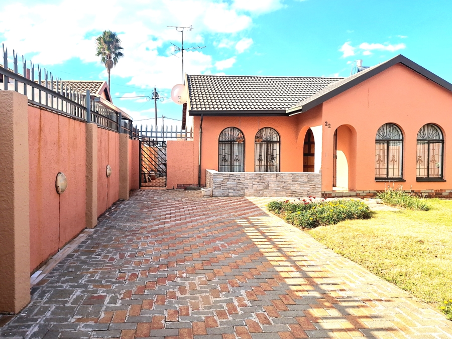 2 Bedroom Property for Sale in Ennerdale South Gauteng