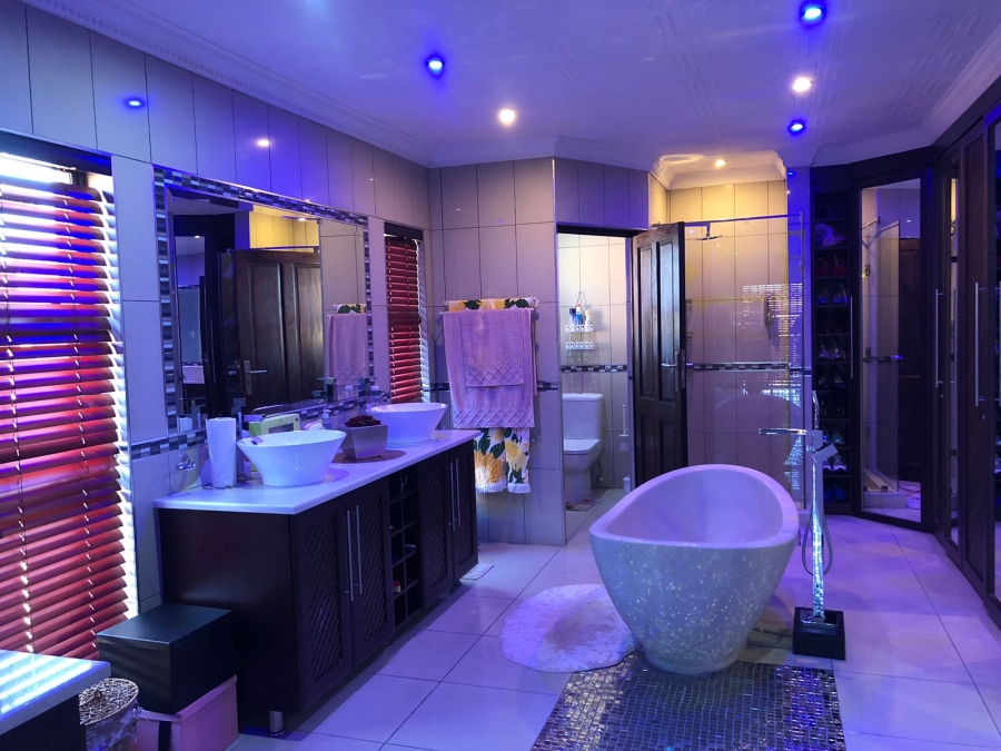 4 Bedroom Property for Sale in Risiville Gauteng