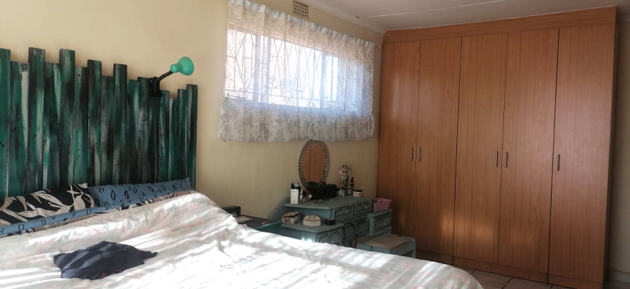 3 Bedroom Property for Sale in Rensburg Gauteng