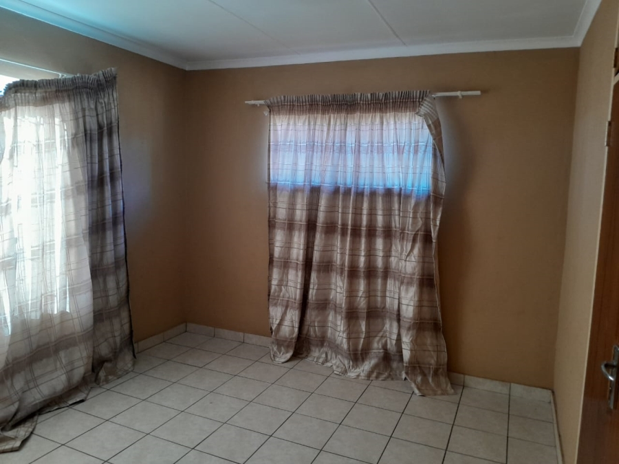 3 Bedroom Property for Sale in Kwaggasrand Gauteng