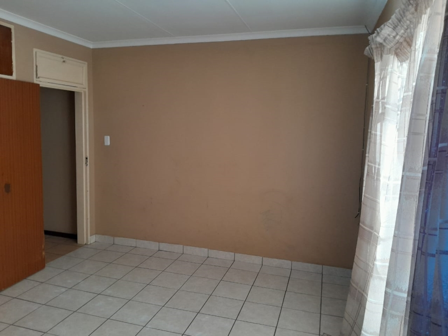 3 Bedroom Property for Sale in Kwaggasrand Gauteng