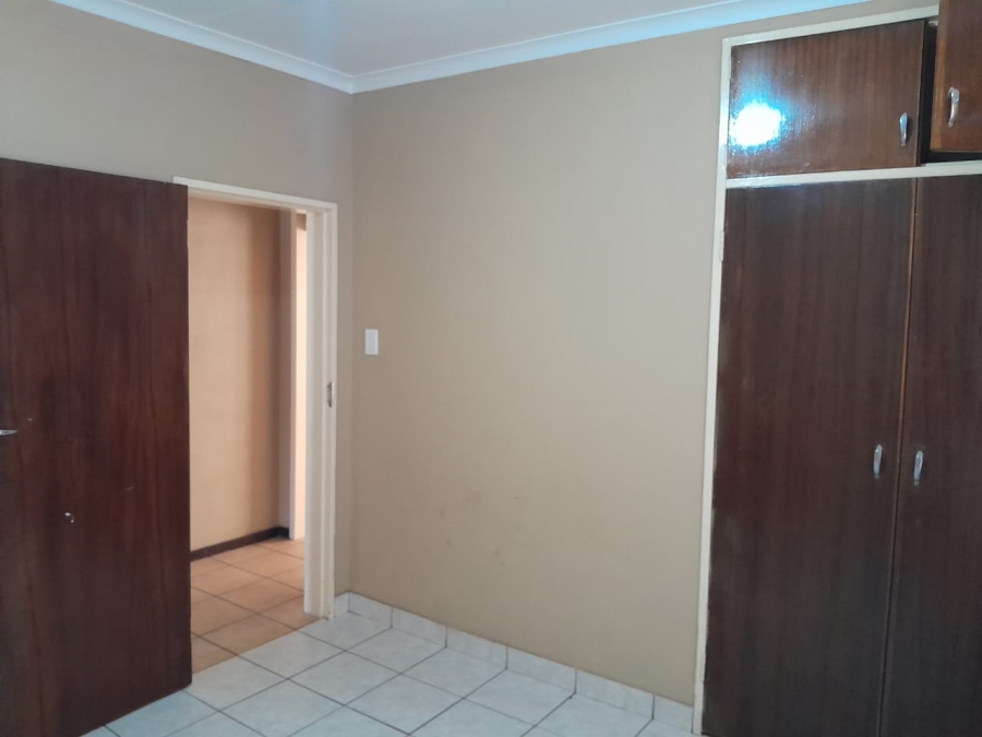 3 Bedroom Property for Sale in Kwaggasrand Gauteng
