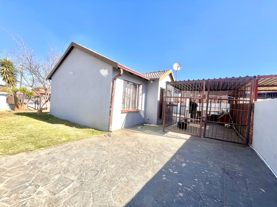 3 Bedroom Property for Sale in Danville Gauteng