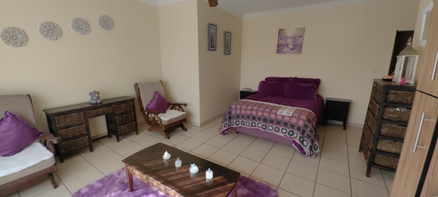 6 Bedroom Property for Sale in Witpoortjie Gauteng