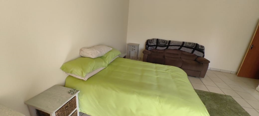 6 Bedroom Property for Sale in Witpoortjie Gauteng