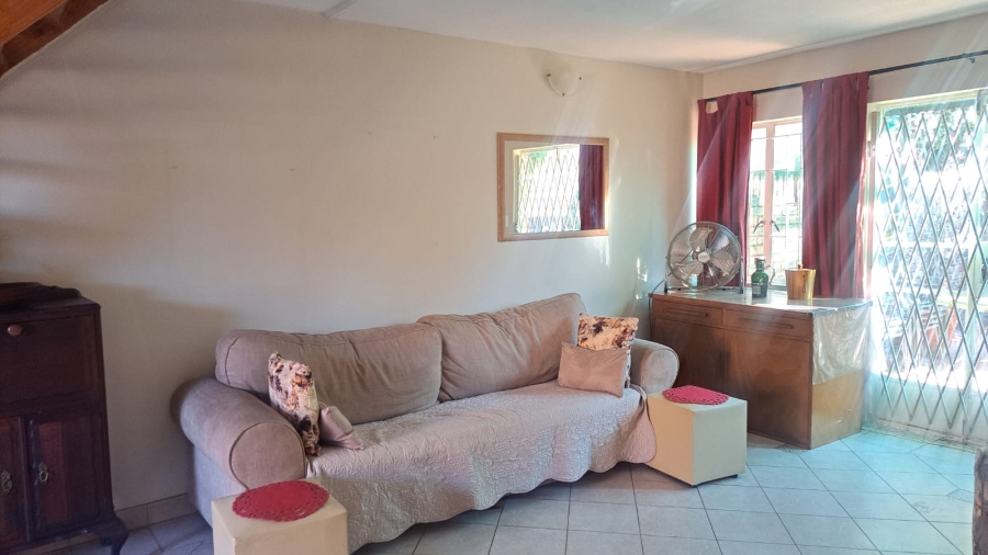 3 Bedroom Property for Sale in Garsfontein Gauteng