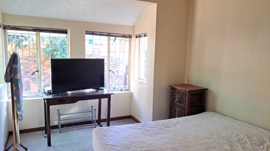 3 Bedroom Property for Sale in Garsfontein Gauteng