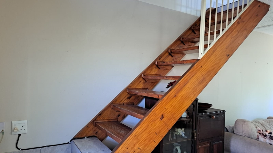 3 Bedroom Property for Sale in Garsfontein Gauteng