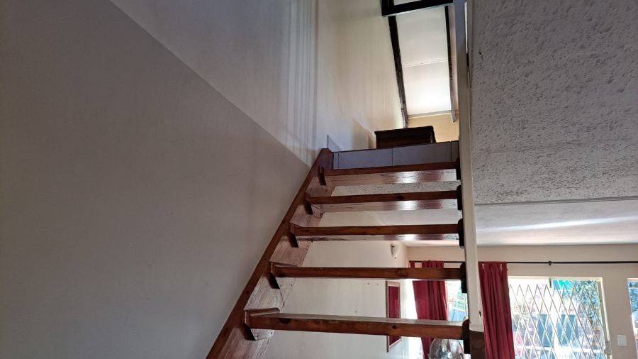 3 Bedroom Property for Sale in Garsfontein Gauteng