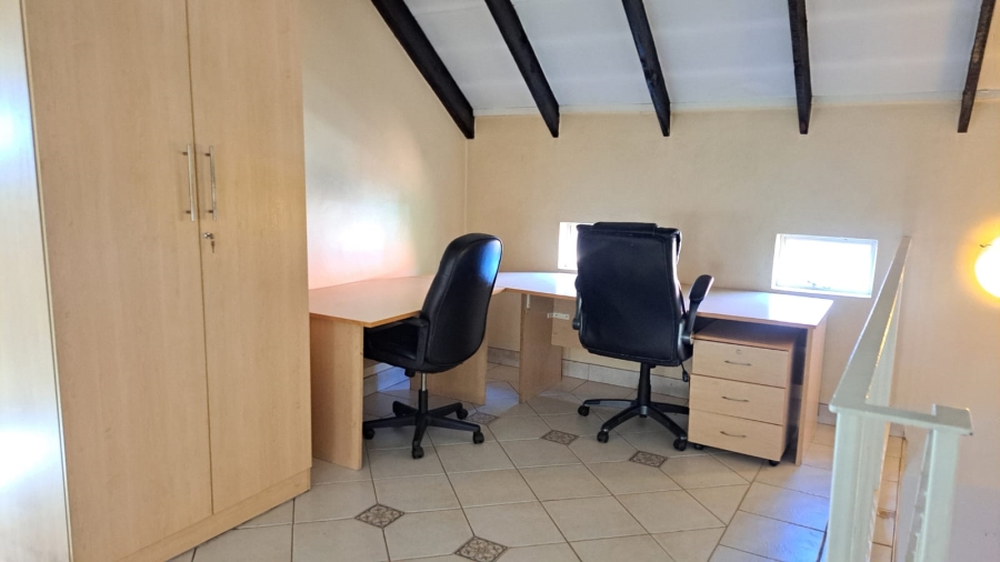 3 Bedroom Property for Sale in Garsfontein Gauteng