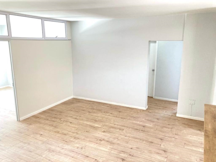To Let 3 Bedroom Property for Rent in Braamfontein Werf Gauteng