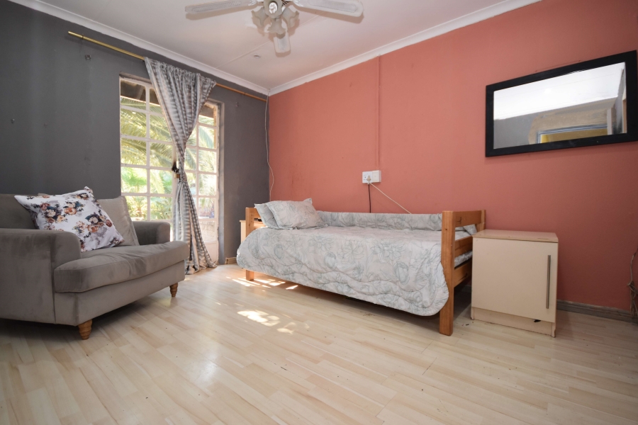 6 Bedroom Property for Sale in Bloubosrand Gauteng