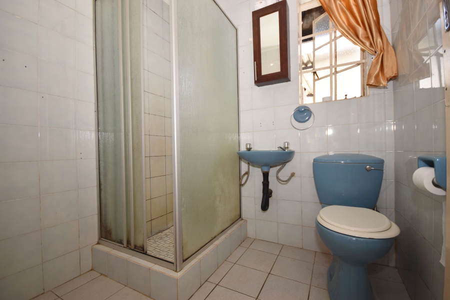 6 Bedroom Property for Sale in Bloubosrand Gauteng