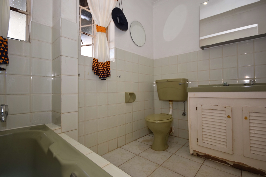 6 Bedroom Property for Sale in Bloubosrand Gauteng
