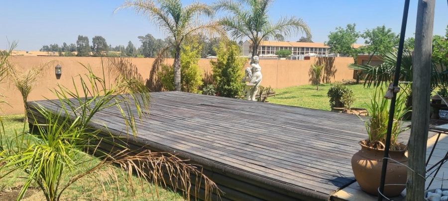 4 Bedroom Property for Sale in Helderwyk Gauteng