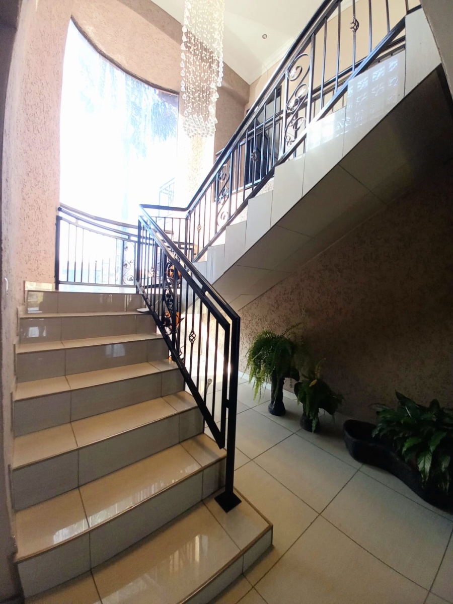 4 Bedroom Property for Sale in Helderwyk Gauteng