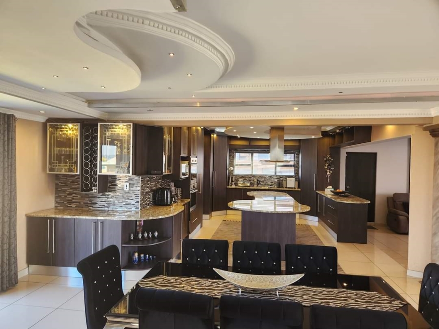 4 Bedroom Property for Sale in Helderwyk Gauteng