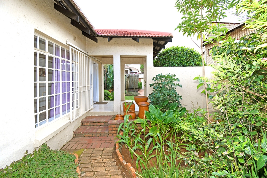 10 Bedroom Property for Sale in Bedfordview Gauteng