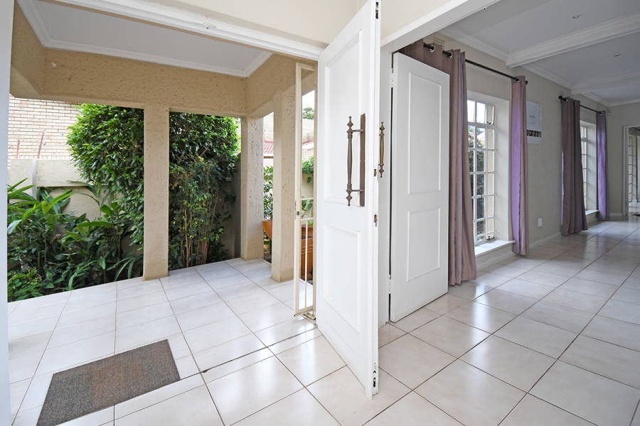 10 Bedroom Property for Sale in Bedfordview Gauteng