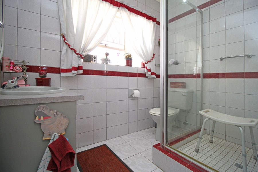 3 Bedroom Property for Sale in Eastleigh Gauteng