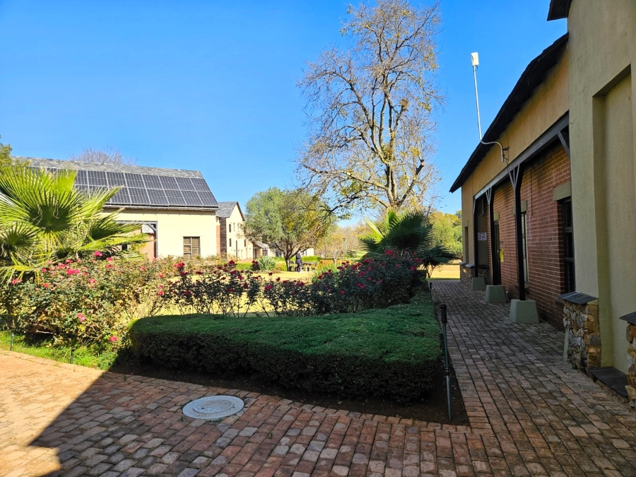 Commercial Property for Sale in Eldoraigne Gauteng