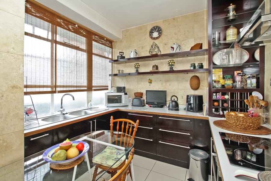 2 Bedroom Property for Sale in Atholl Gauteng