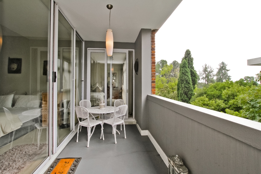 2 Bedroom Property for Sale in Atholl Gauteng